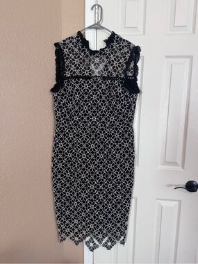 Monique Lhuillier | Dresses | Monique Lhuillier Womens Jasmine Lace Midi Dress | Poshmark Monique Lhuillier | Dresses | Monique Lhuillier Womens Jasmine Lace Midi Dress | Poshmark